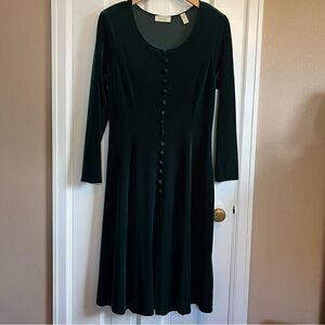 Vintage Emerald Green Velvet Long Sleeve Dress